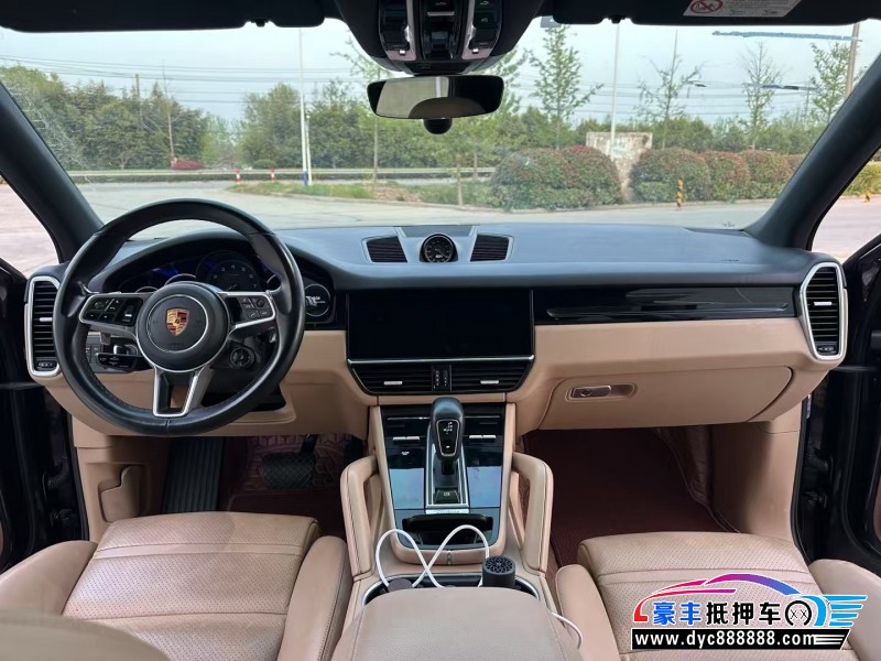 19年保时捷卡宴轿车抵押车出售