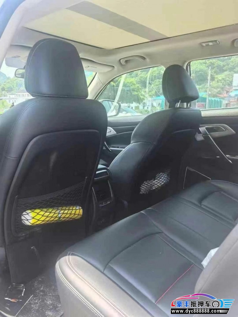 19年吉利博越轿车抵押车出售