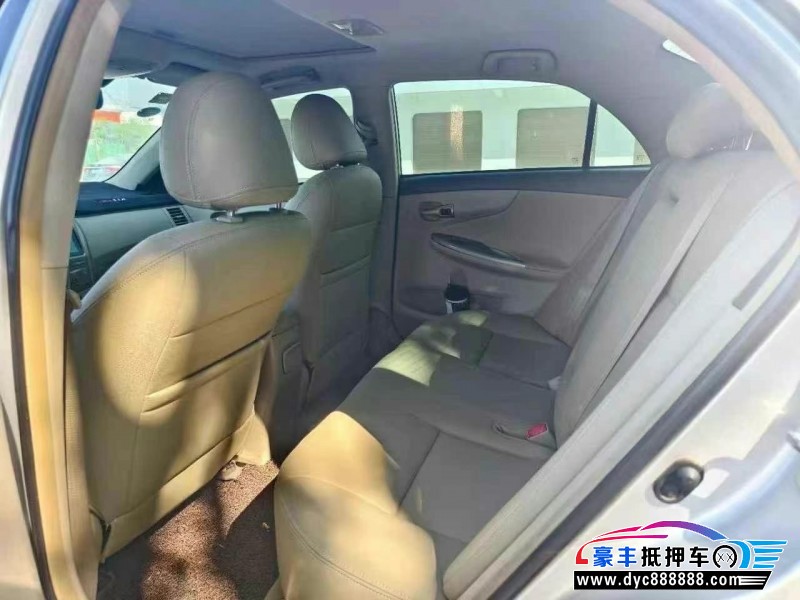 10年丰田卡罗拉轿车抵押车出售