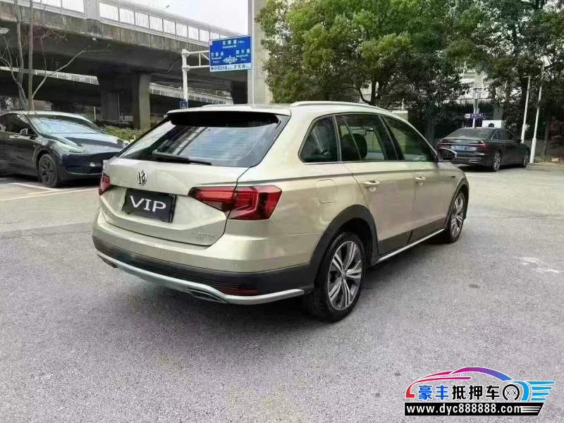 17年大众蔚领轿车抵押车出售