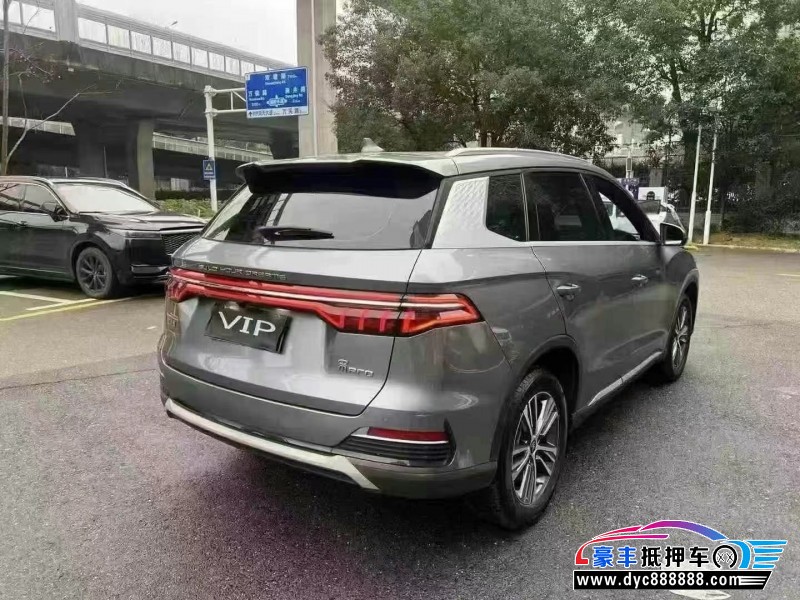 21年比亚迪宋轿车抵押车出售