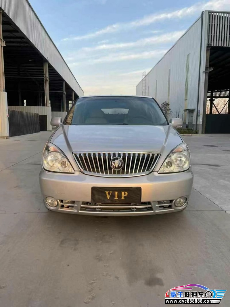 13年别克GL8MPV抵押车出售