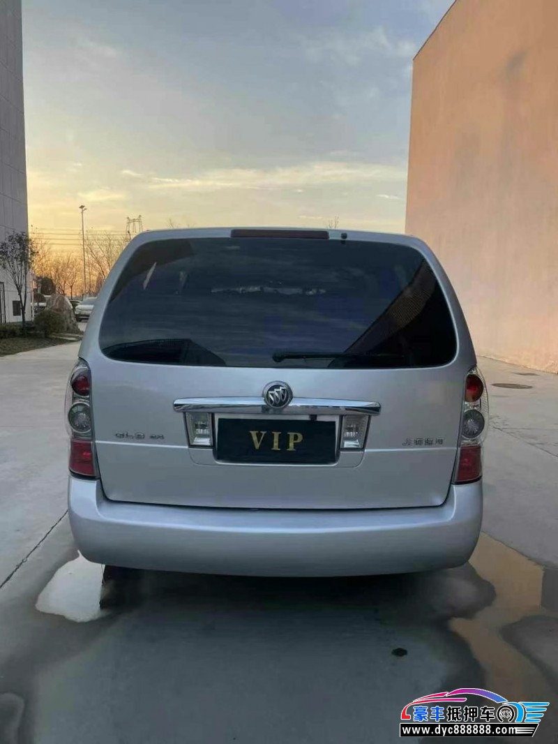 13年别克GL8MPV抵押车出售