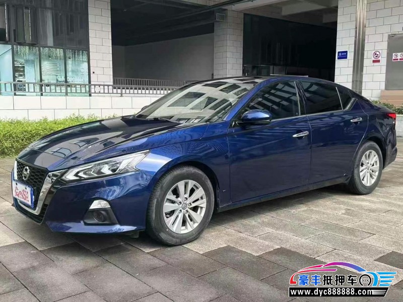 20年日产天籁轿车抵押车出售