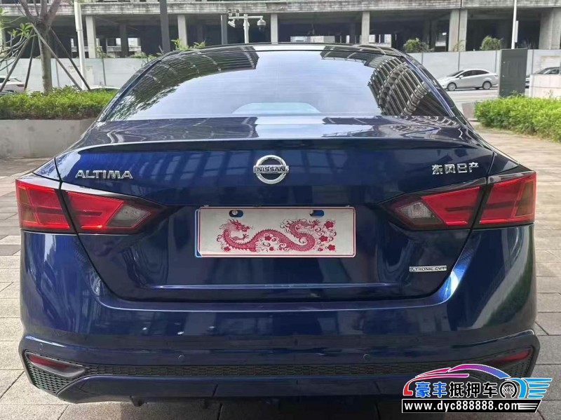 20年日产天籁轿车抵押车出售