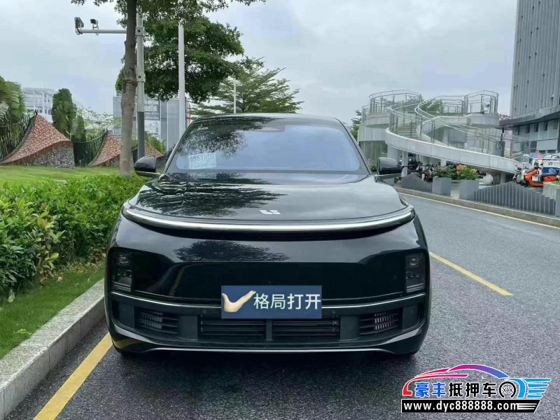 25年理想L8轿车抵押车出售