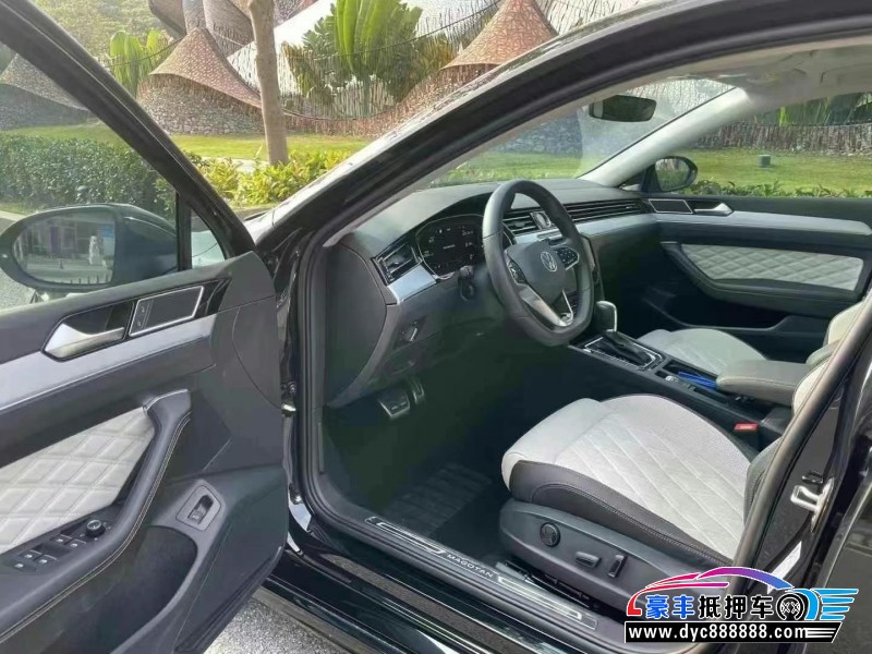 24年大众迈腾轿车抵押车出售