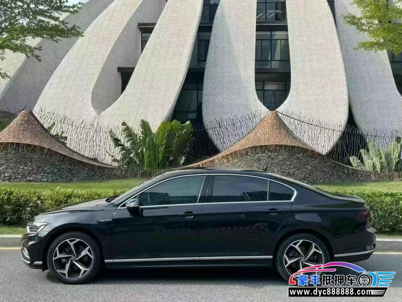 24年大众迈腾轿车抵押车出售