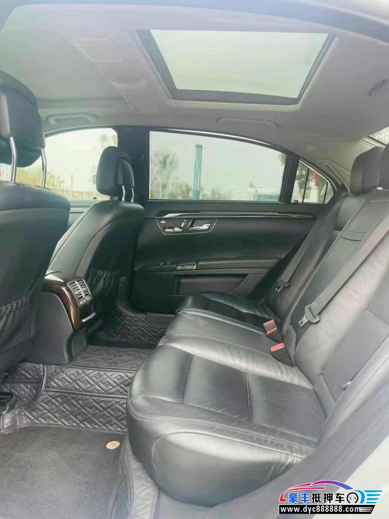 10年奔驰S轿车抵押车出售