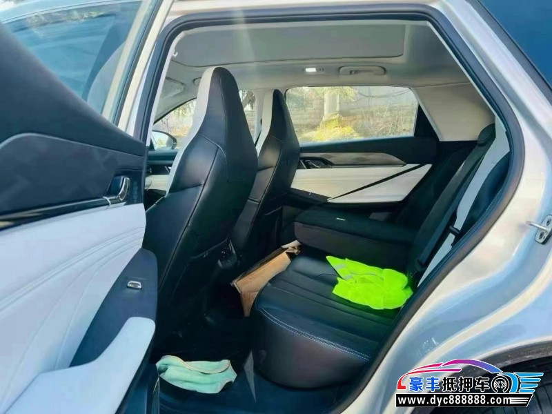 24年东风风神L7轿车抵押车出售