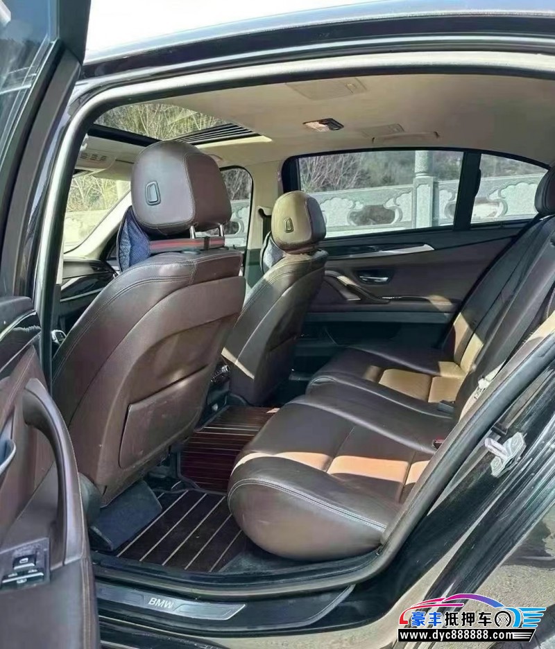 15年宝马5系轿车抵押车出售