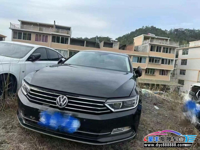 18年大众迈腾轿车抵押车出售