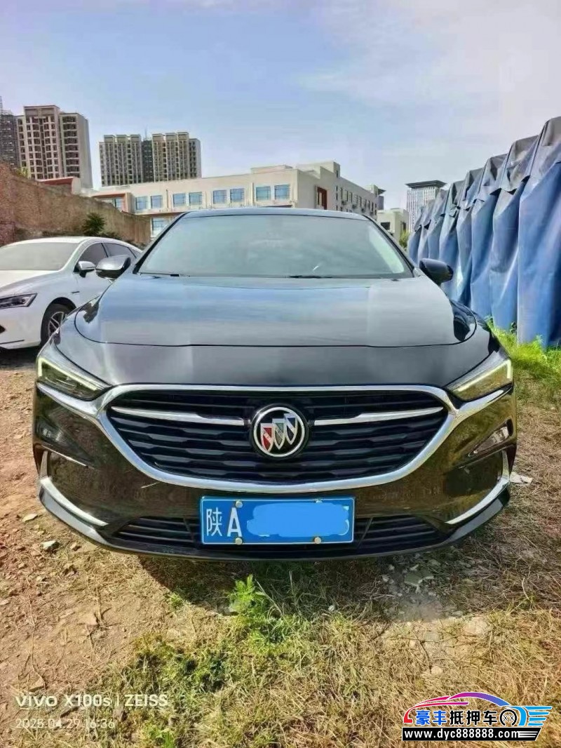 20年别克君越轿车抵押车出售