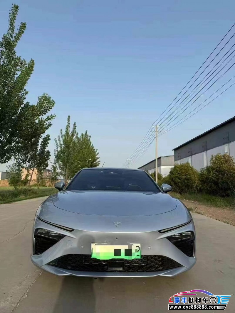 23年哪吒S轿车抵押车出售