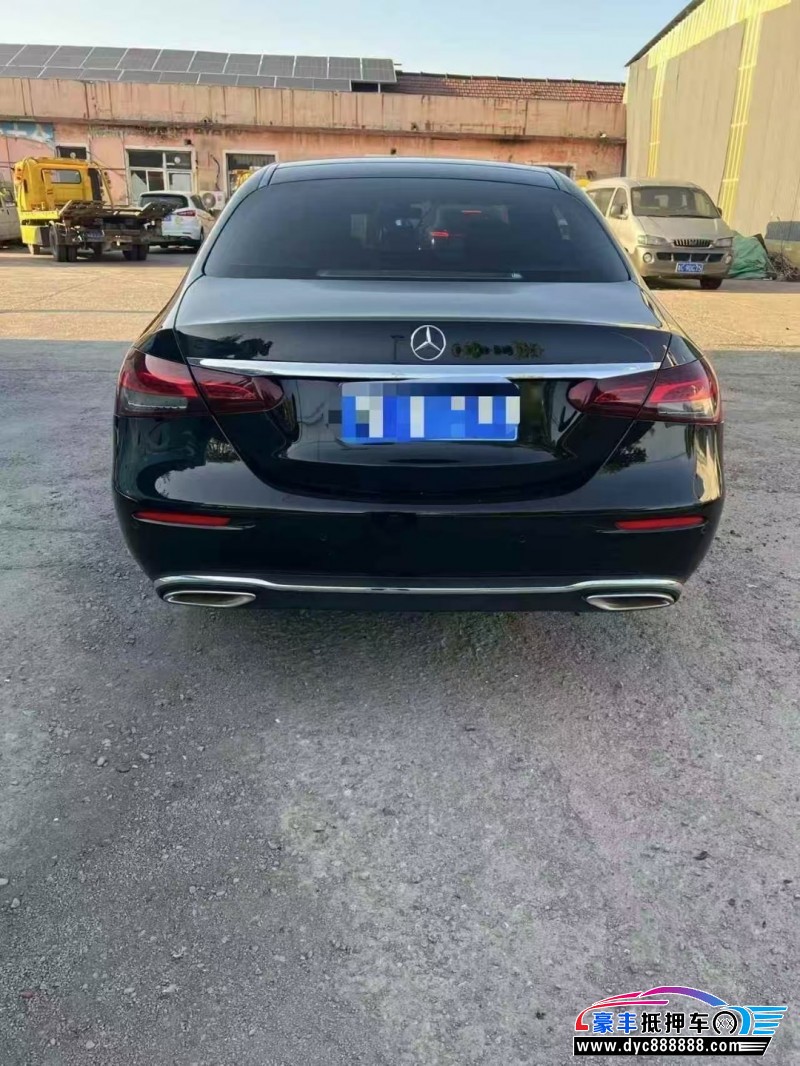 22年奔驰E轿车抵押车出售