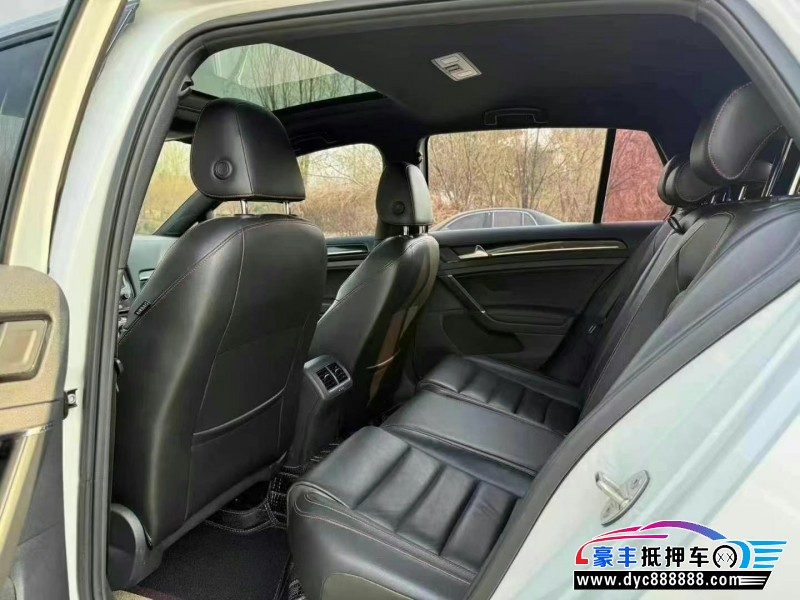 16年大众高尔夫SUV抵押车出售