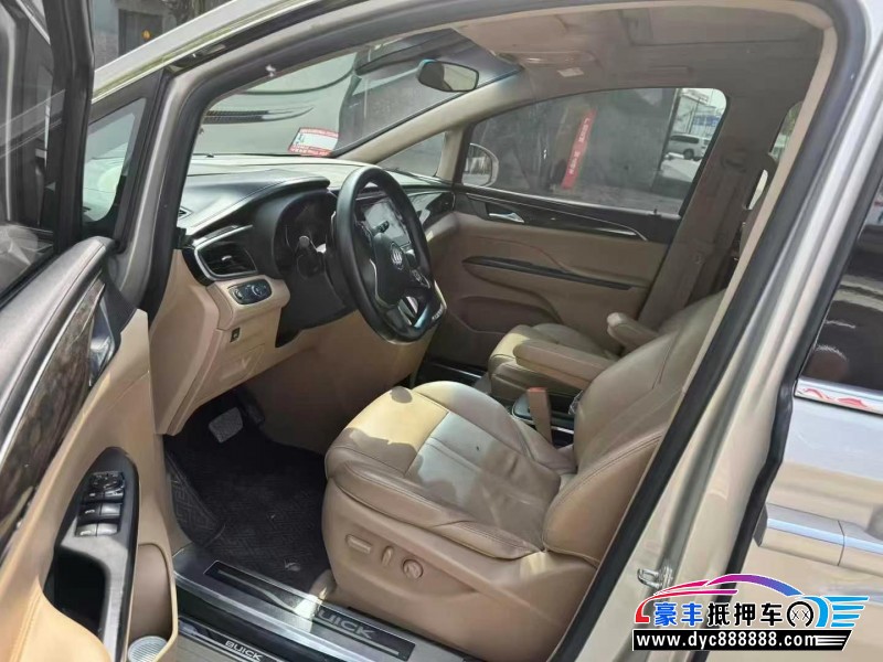 20年别克GL8MPV抵押车出售