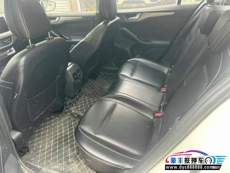 22年福特福克斯轿车抵押车出售