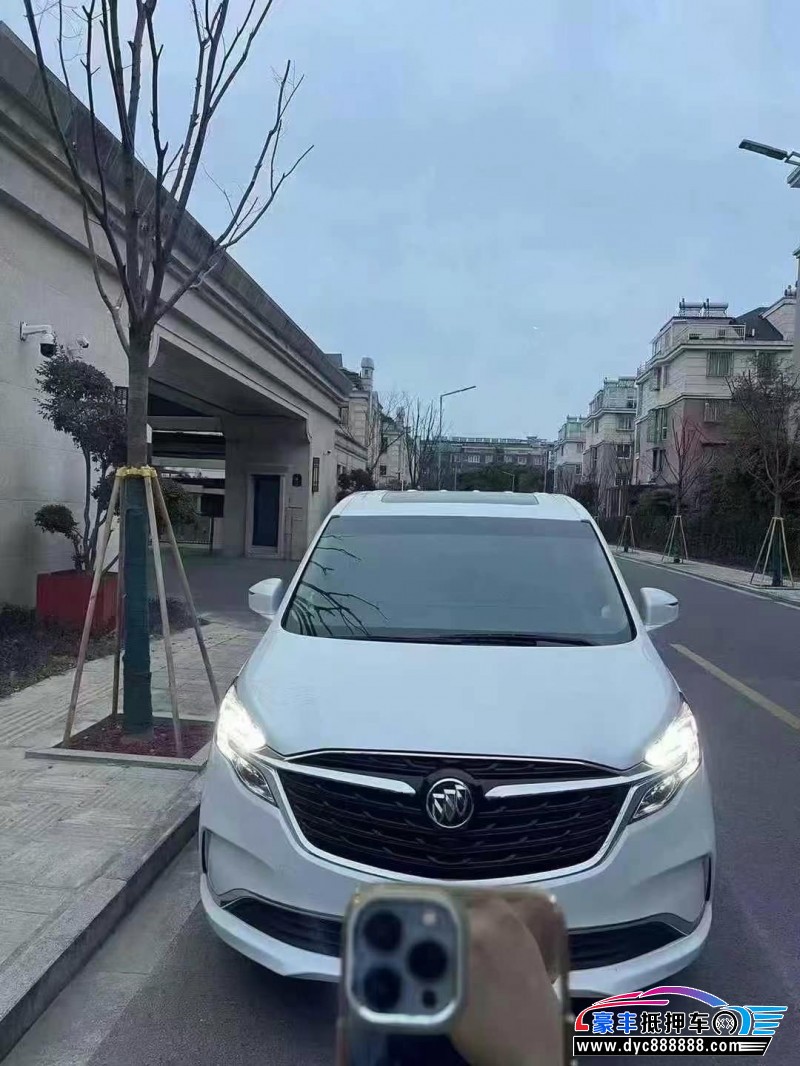 21年别克GL8MPV抵押车出售