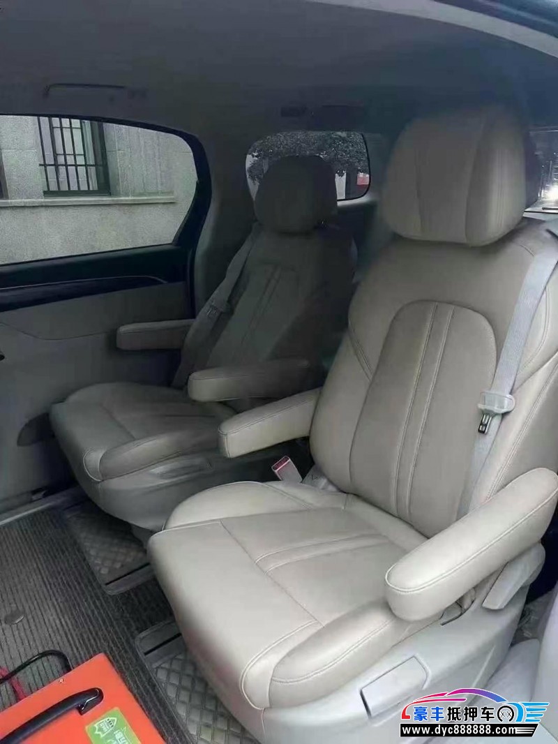 21年别克GL8MPV抵押车出售