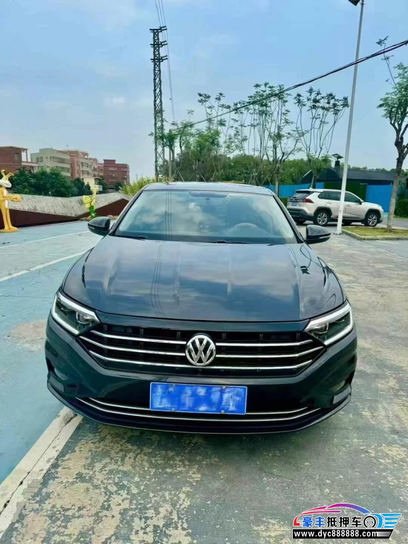 21年大众速腾轿车抵押车出售