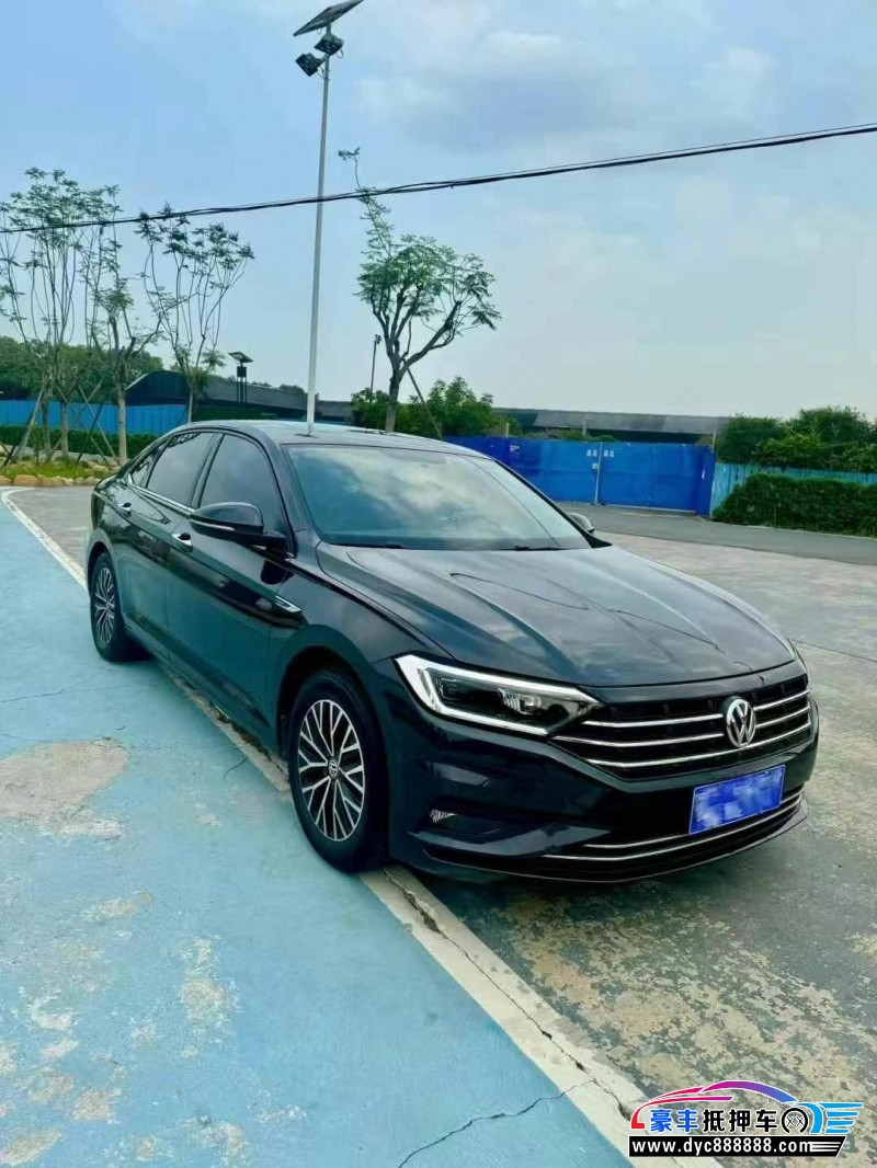 21年大众速腾轿车抵押车出售