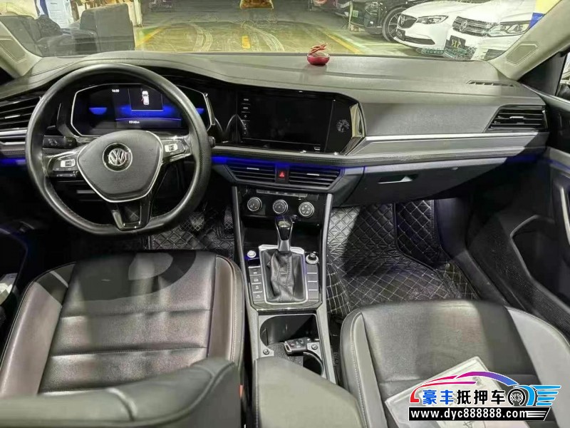 21年大众速腾轿车抵押车出售