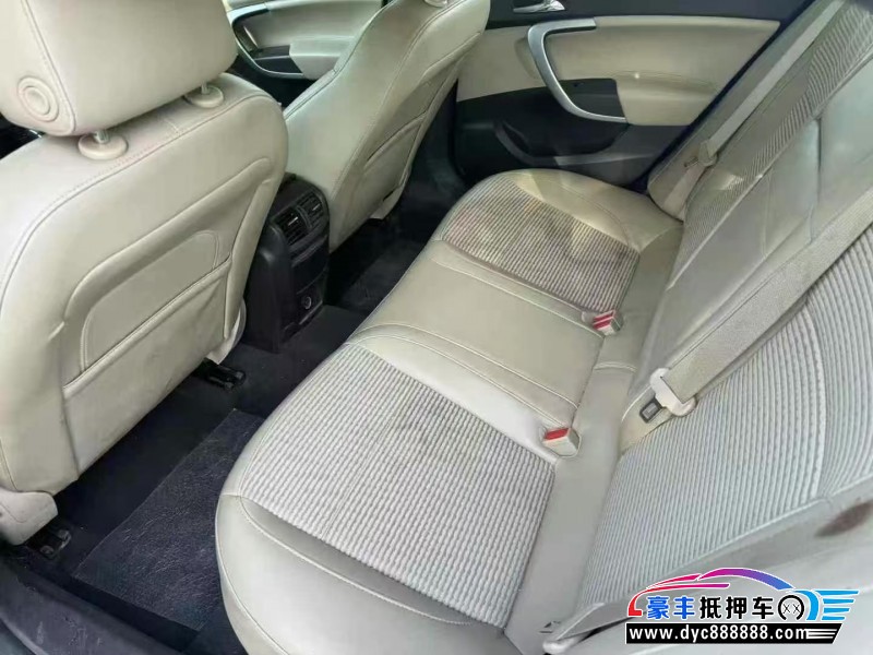 14年别克君威轿车抵押车出售