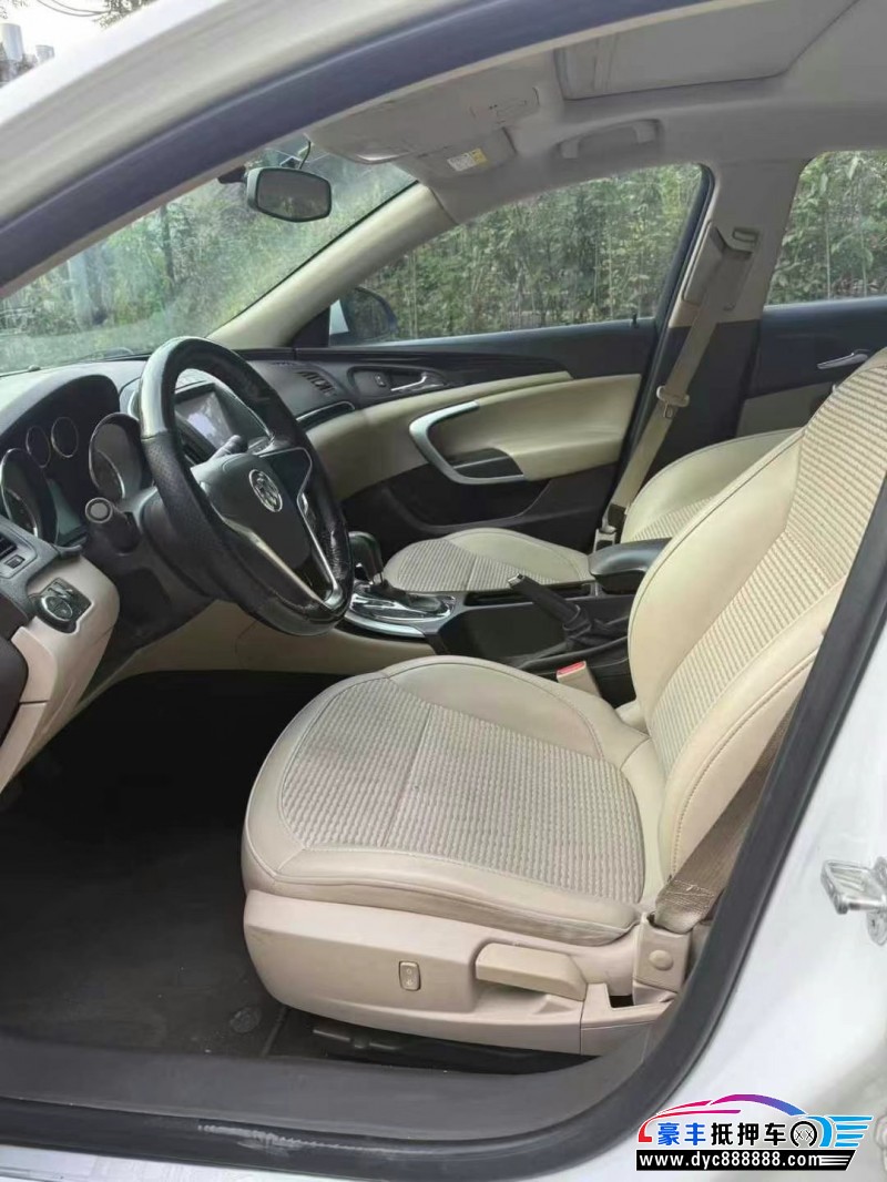 15年别克君威轿车抵押车出售