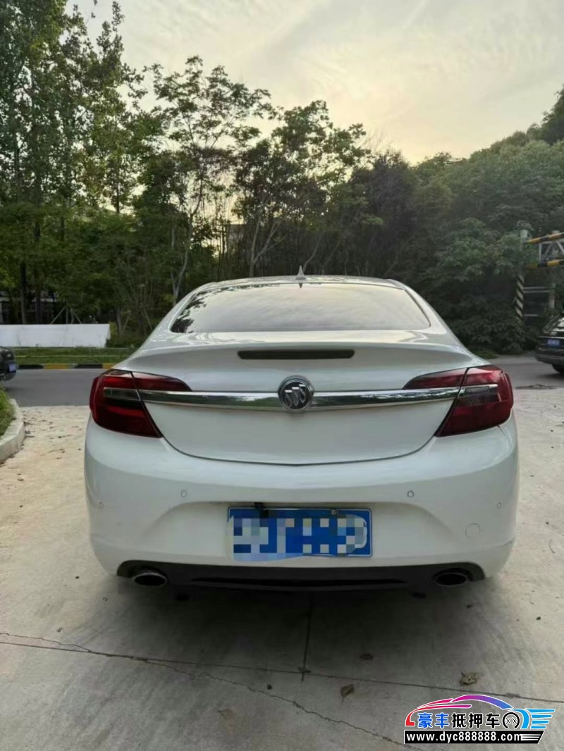 15年别克君威轿车抵押车出售