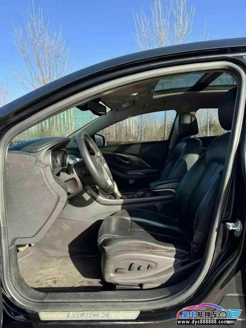 14年别克君越轿车抵押车出售