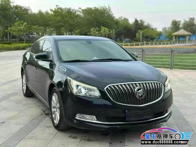 15年别克君越轿车抵押车出售