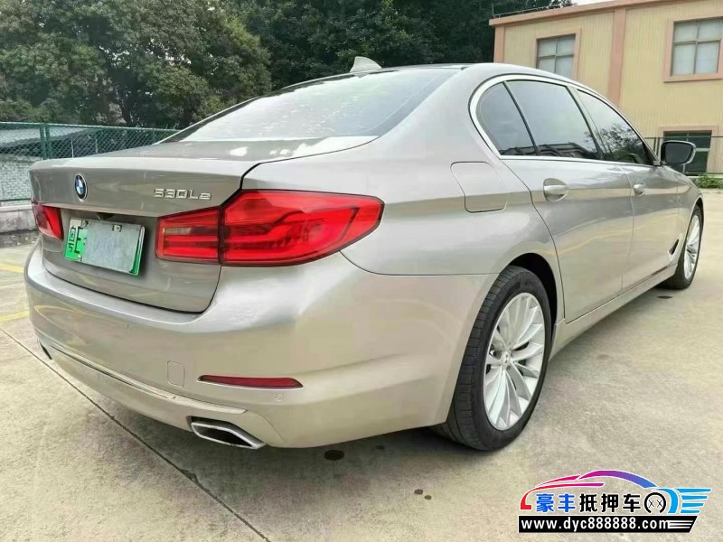 20年宝马5系轿车抵押车出售