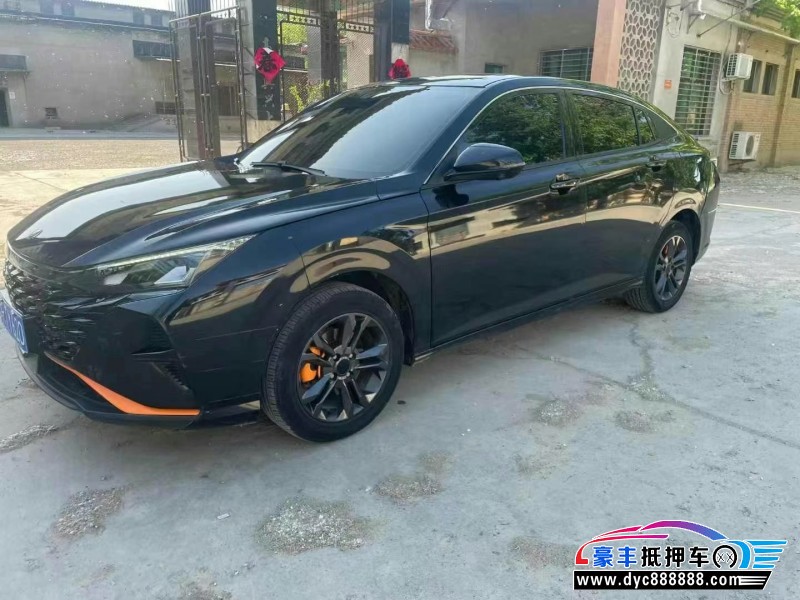 23年东风风神奕炫轿车抵押车出售