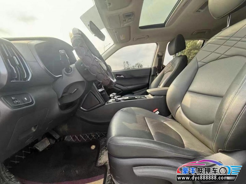 22年现代ix35轿车抵押车出售