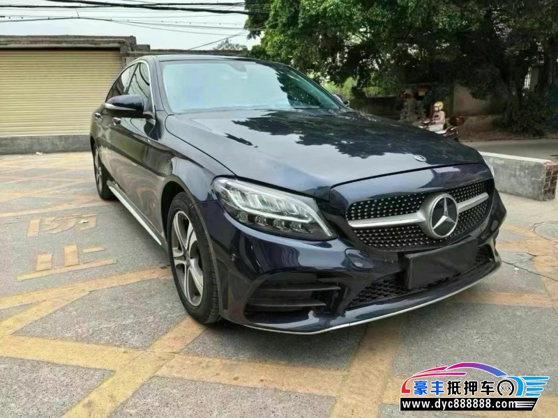 20年奔驰C轿车抵押车出售