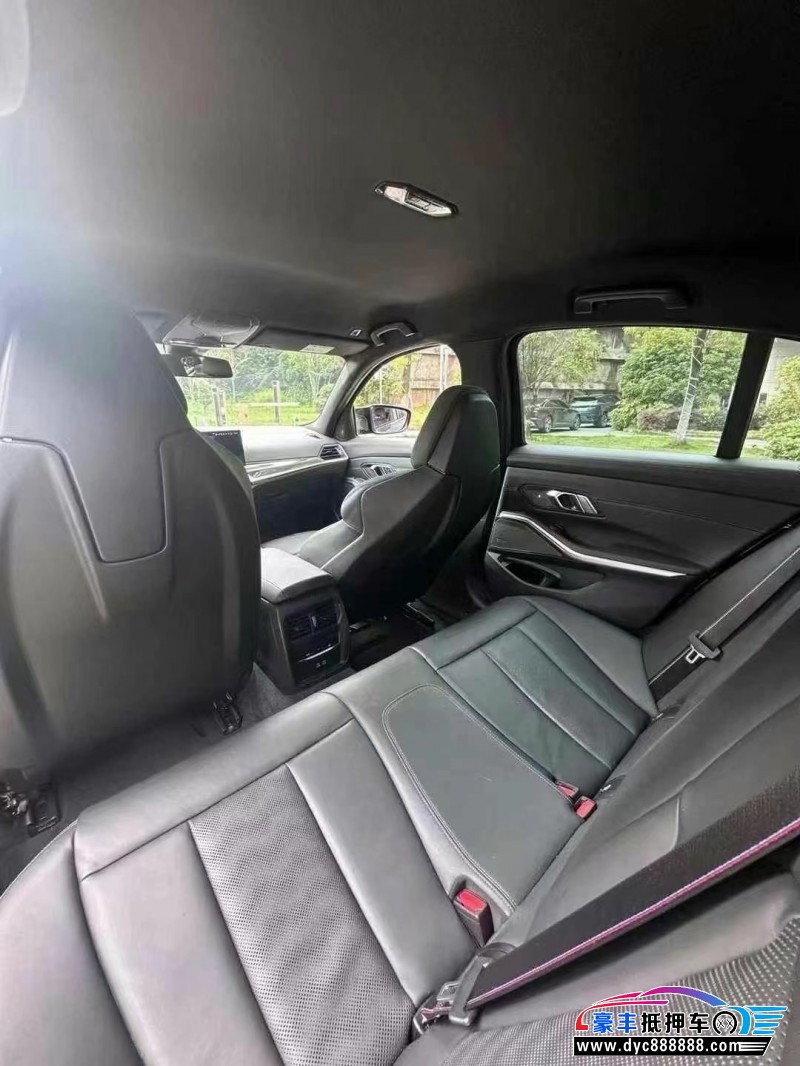 23年宝马M3轿车抵押车出售