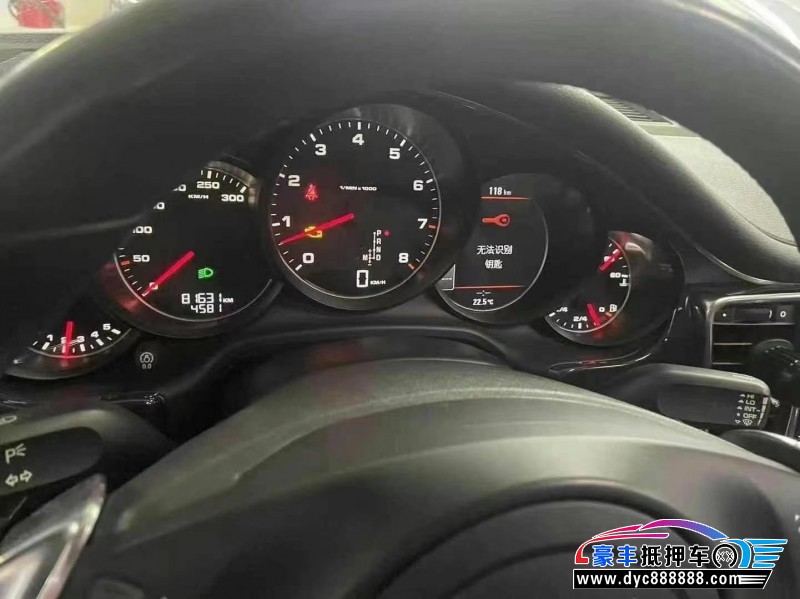 10年保时捷帕纳梅拉轿车抵押车出售