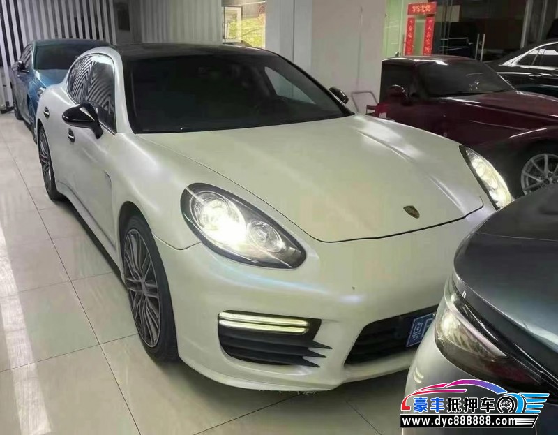 10年保时捷帕纳梅拉轿车抵押车出售