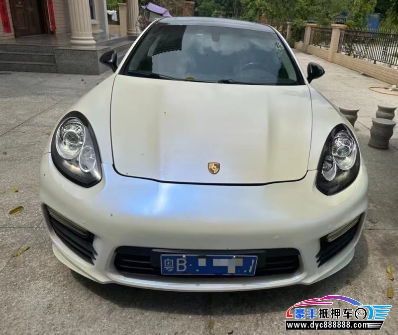 10年保时捷帕纳梅拉轿车抵押车出售