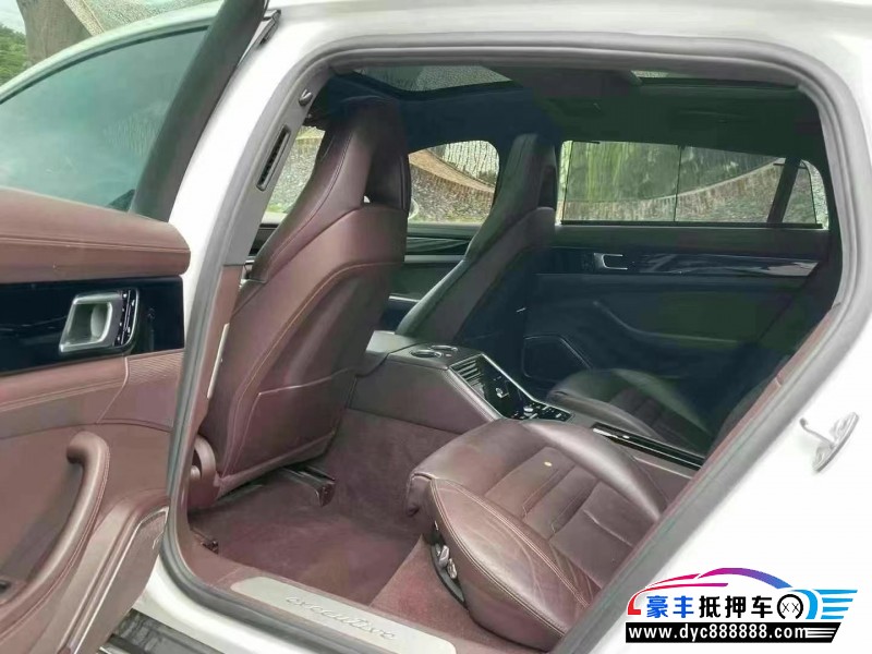 17年保时捷帕纳梅拉轿车抵押车出售