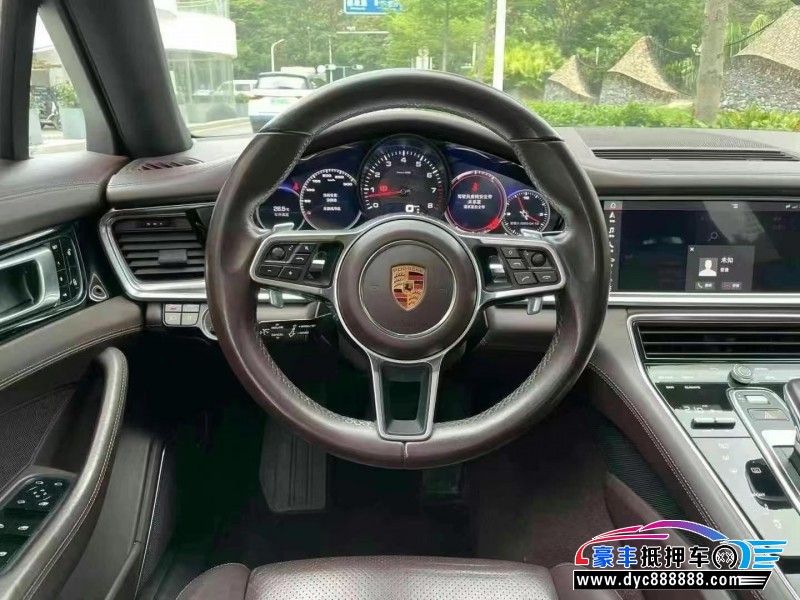 17年保时捷帕纳梅拉轿车抵押车出售