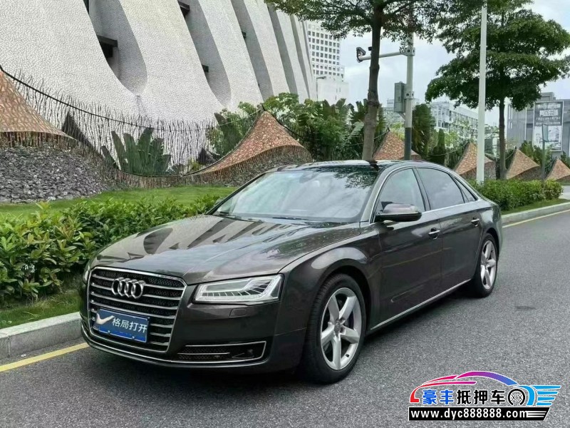 17年奥迪A8L轿车抵押车出售