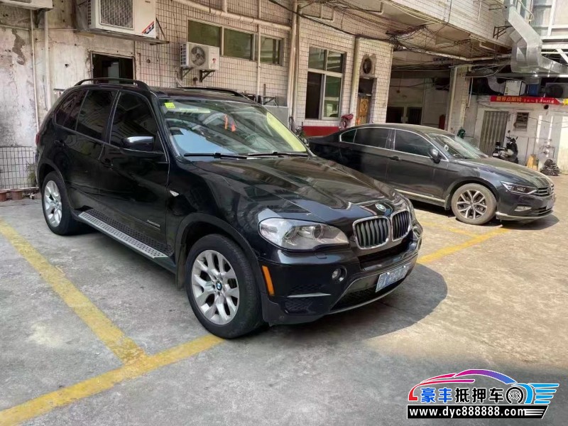 12年宝马X5轿车抵押车出售