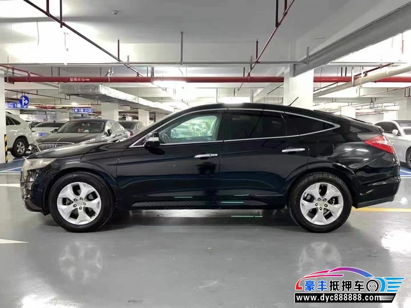 13年本田歌诗图轿车抵押车出售