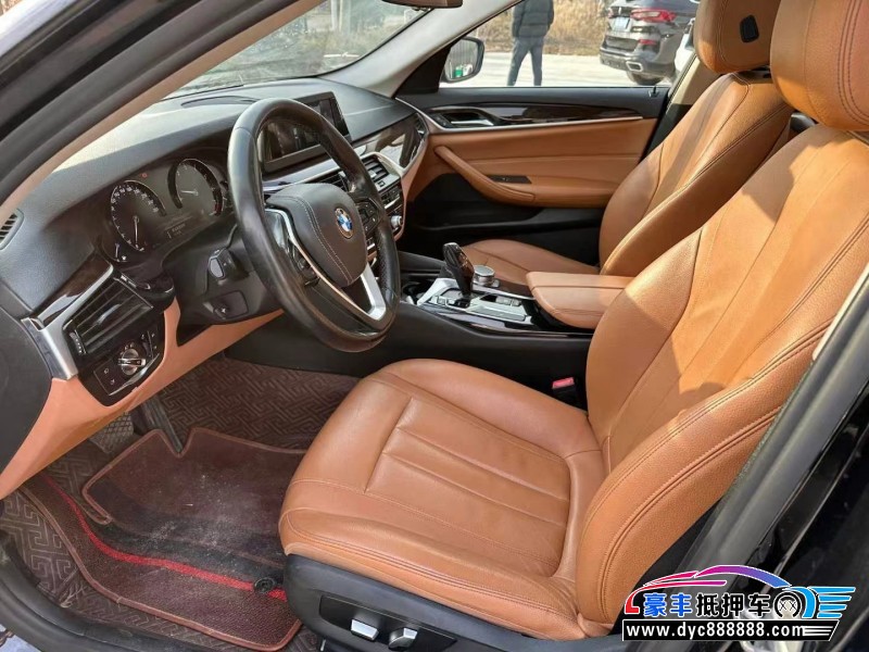 17年宝马5系轿车抵押车出售