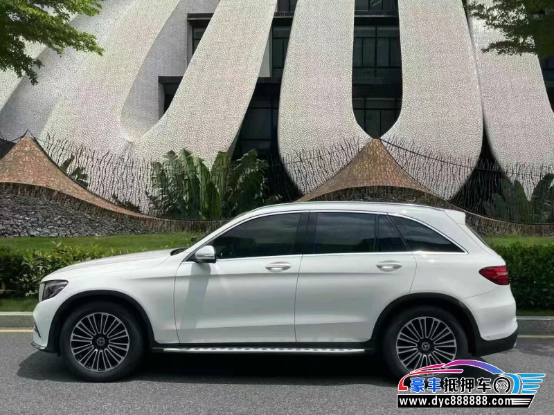 18年奔驰GLC轿车抵押车出售