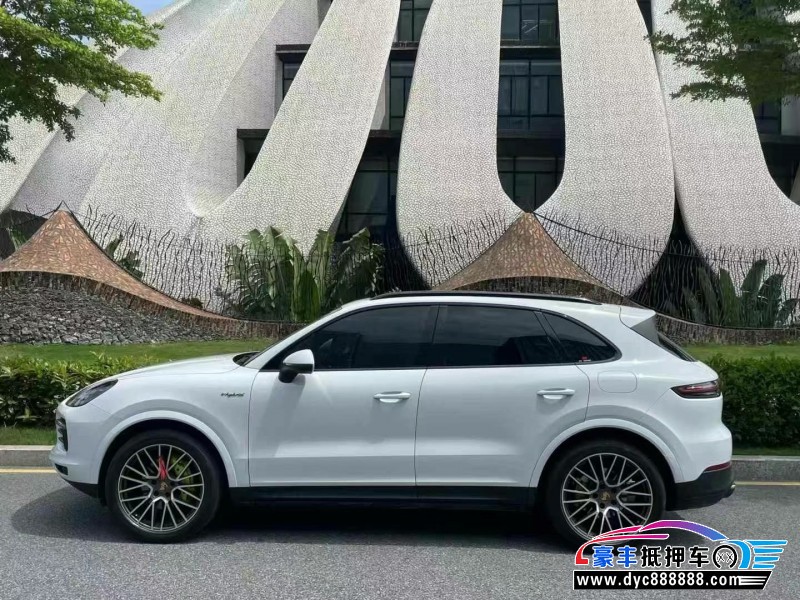 23年保时捷卡宴轿车 23年保时捷卡宴轿车抵押车出售