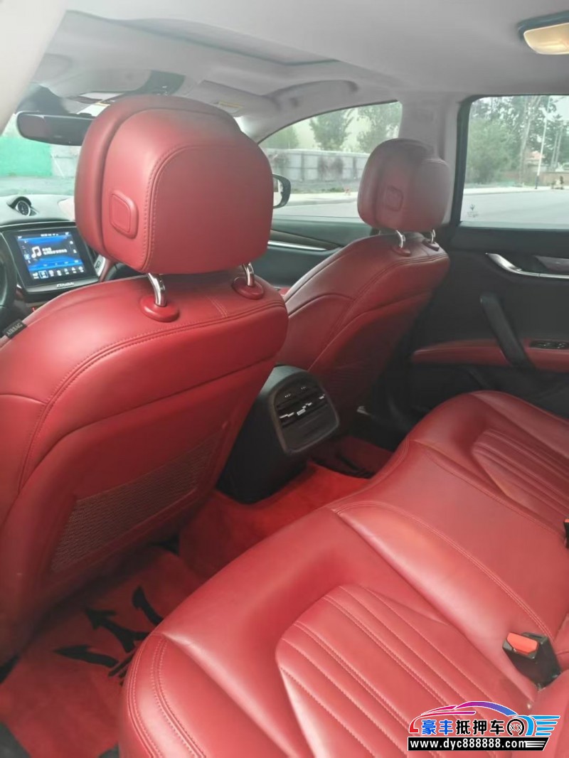 17年玛莎拉蒂Ghibli轿车抵押车出售