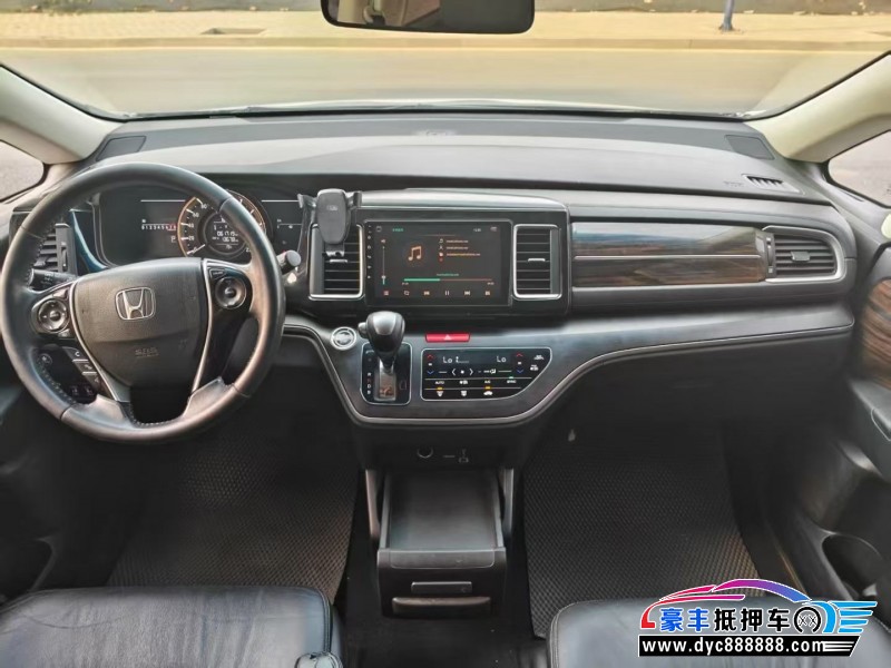 18年本田艾力绅MPV抵押车出售